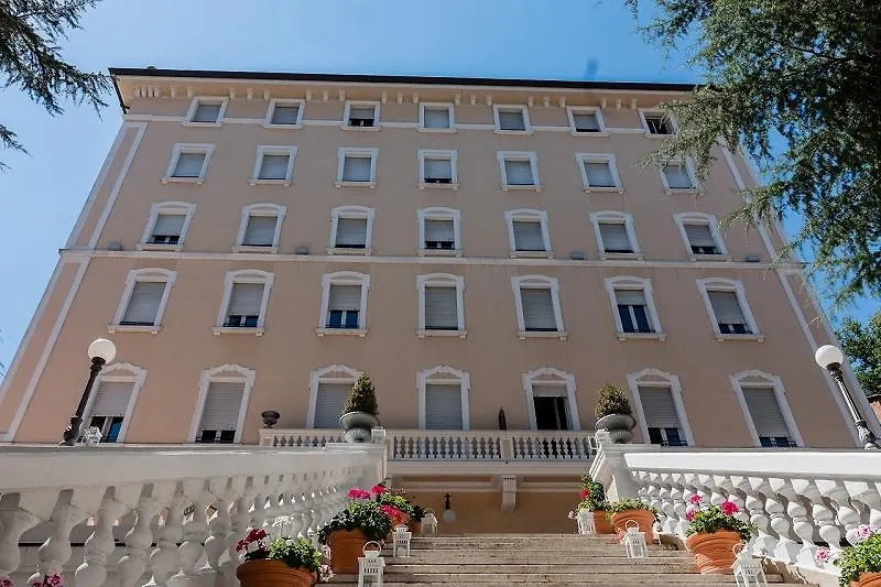 Hotel Helvetia Thermal Spa Porretta Terme Italie