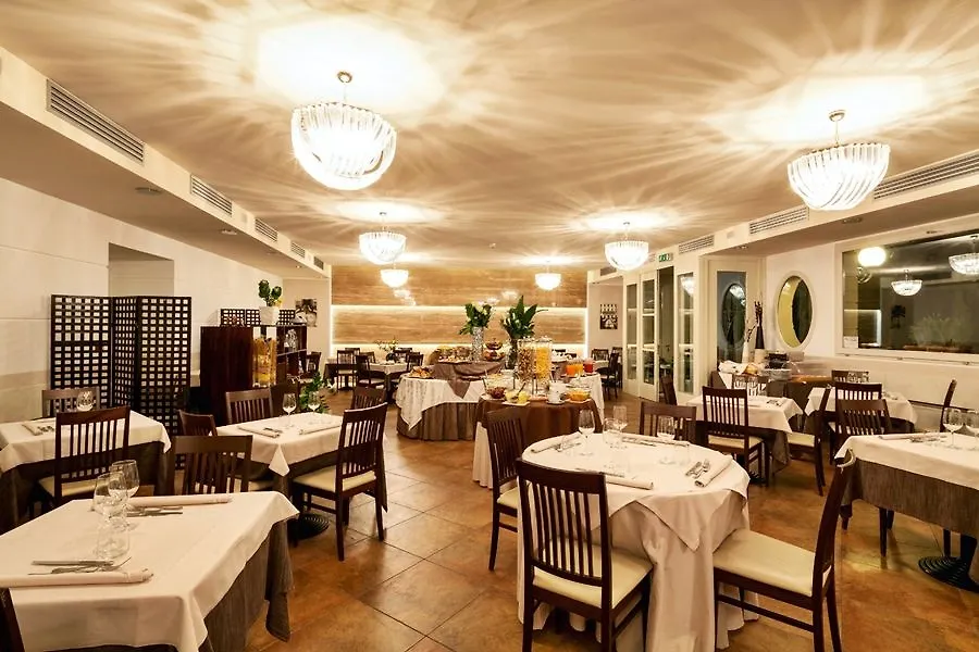 Hotel Helvetia Thermal Spa Porretta Terme 4*,